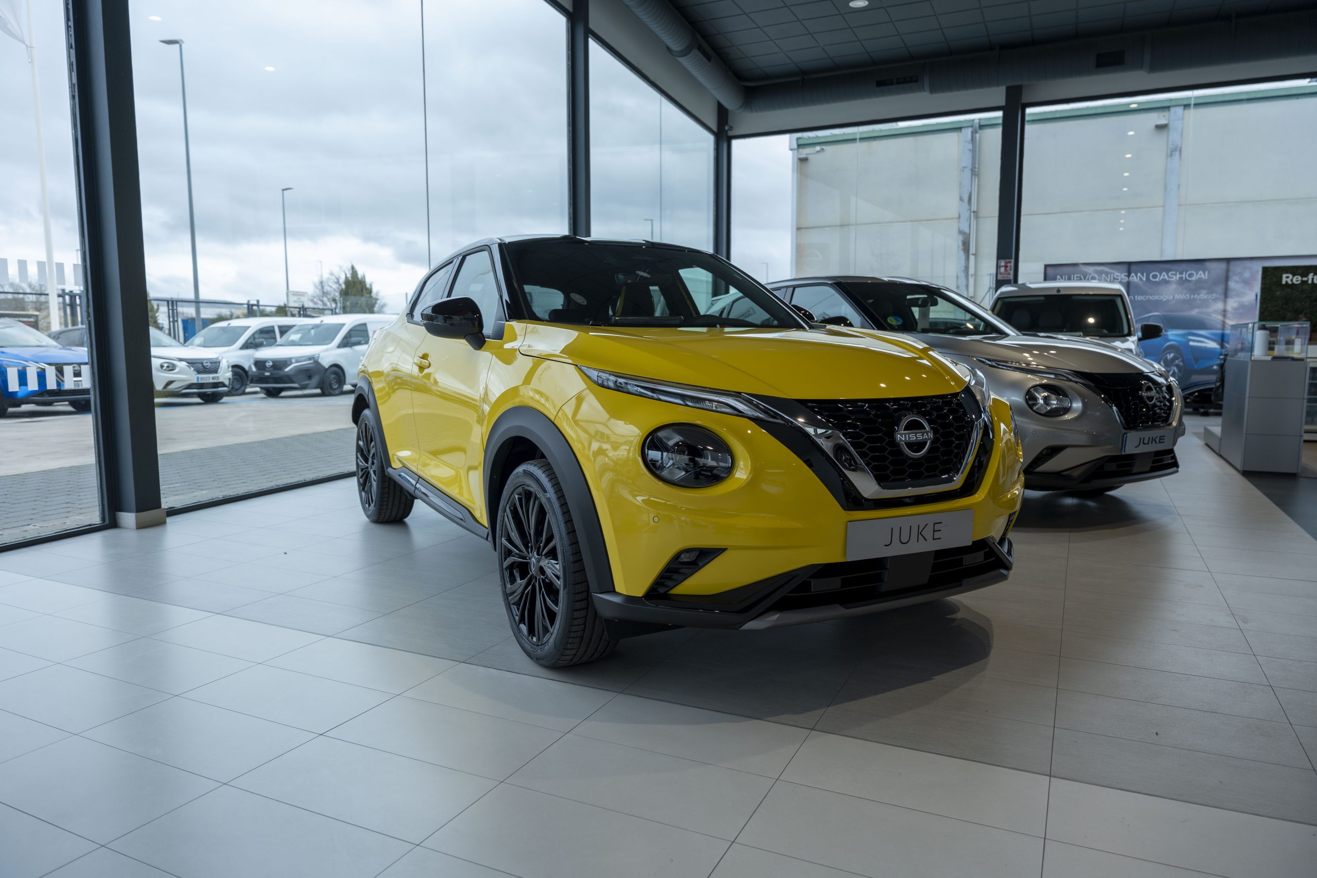 NISSAN Juke 1.0 DIG-T Ikon 4×2 114 CV