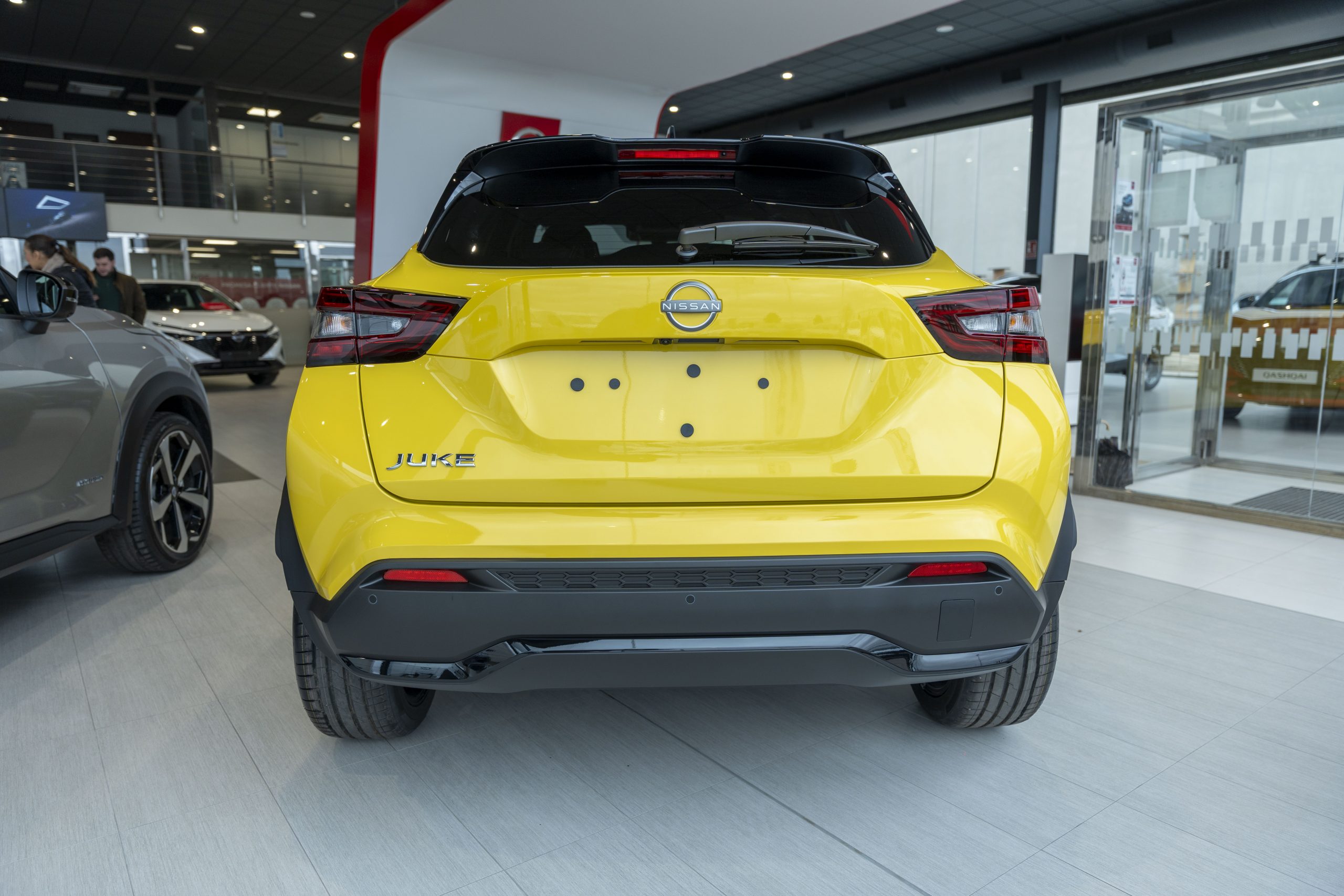 NISSAN Juke 1.0 DIG-T Ikon 4×2 114 CV
