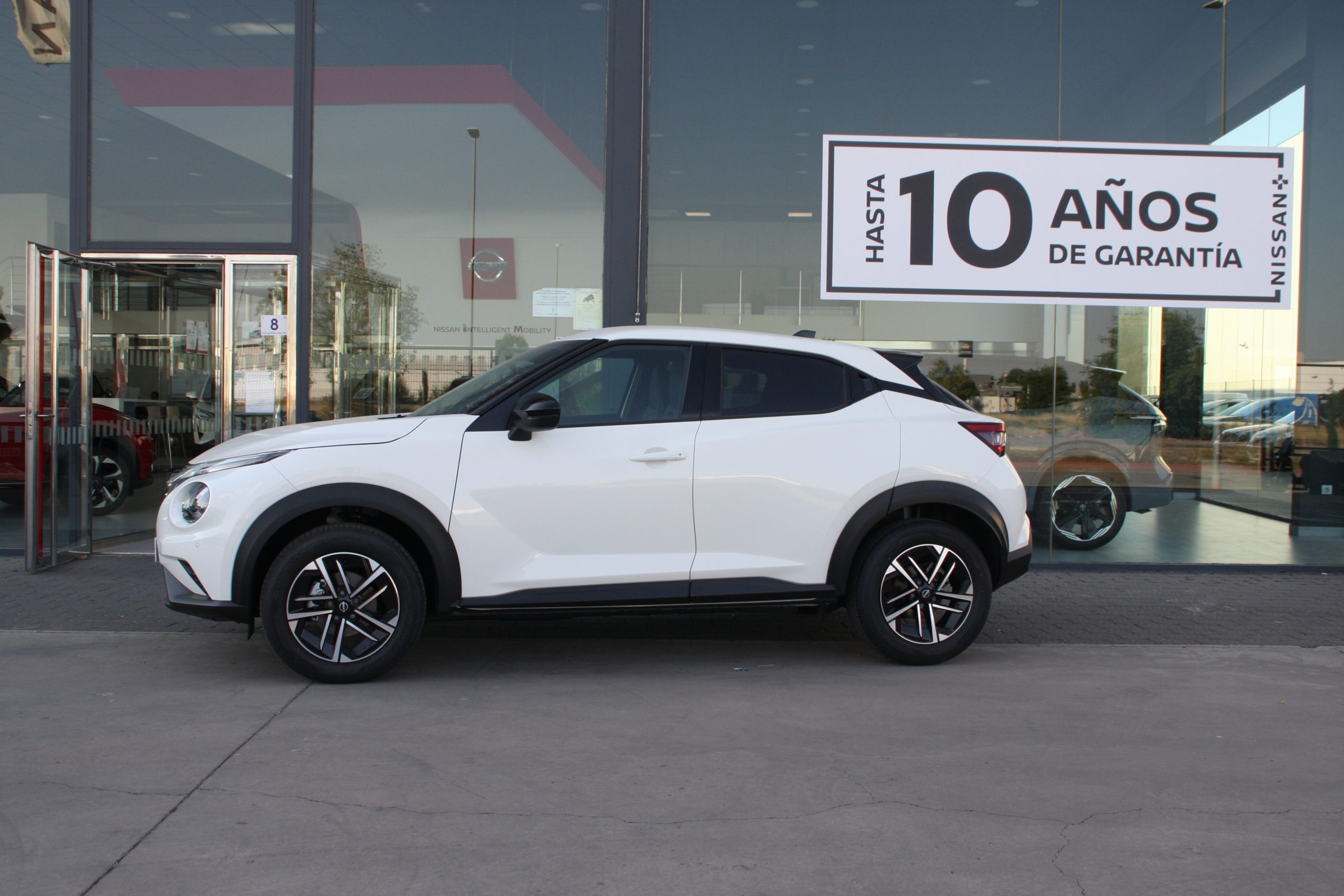 NISSAN Juke 1.0 DIG-T N-Connecta 4×2 114