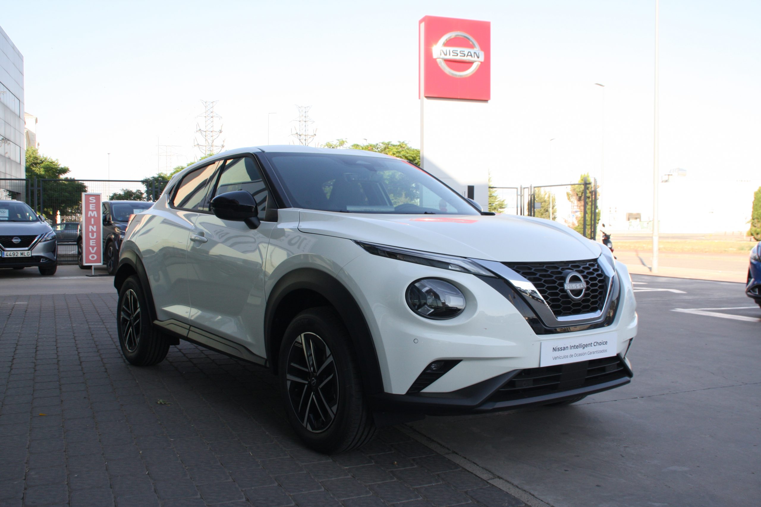 NISSAN Juke 1.0 DIG-T N-Connecta 4×2 114