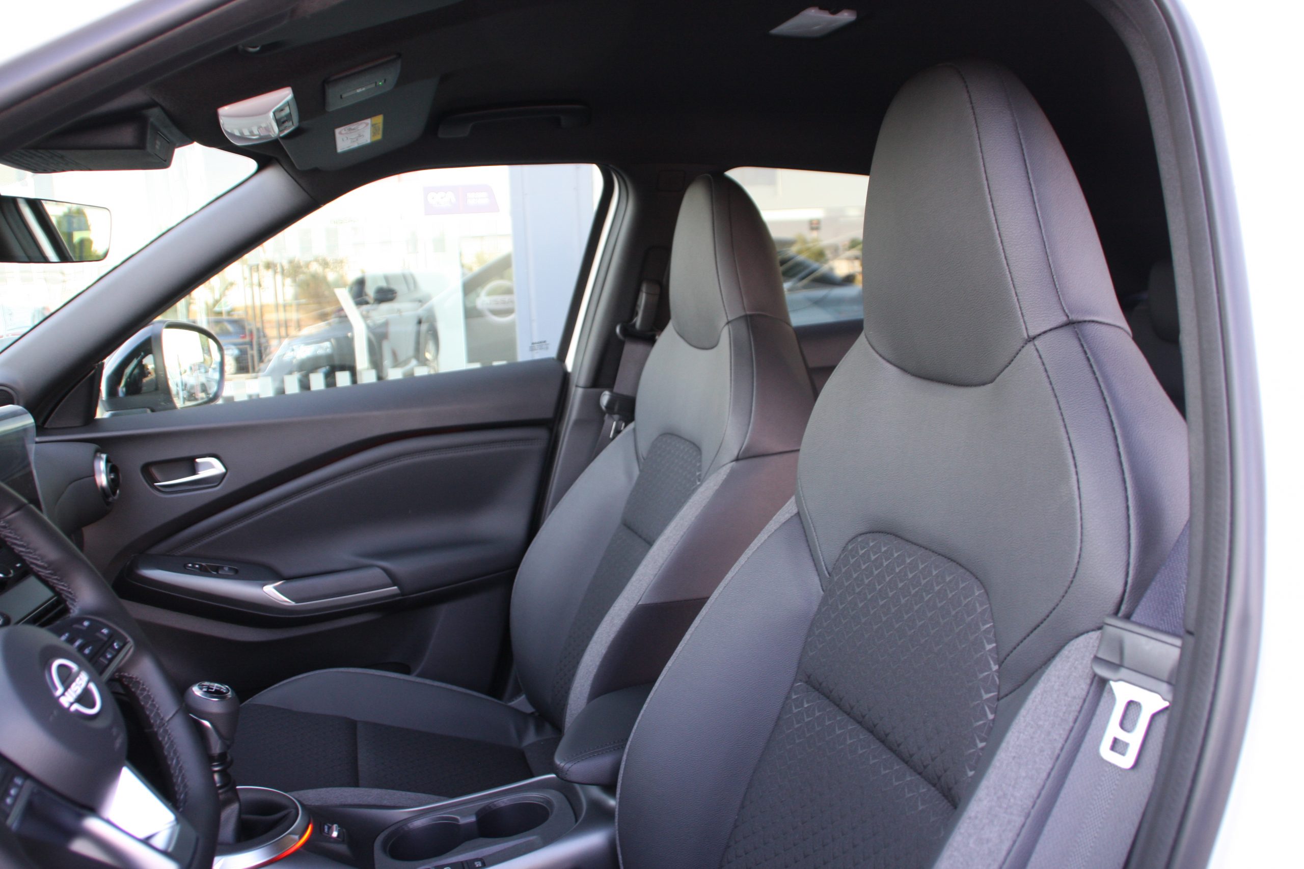 NISSAN Juke 1.0 DIG-T N-Connecta 4×2 114