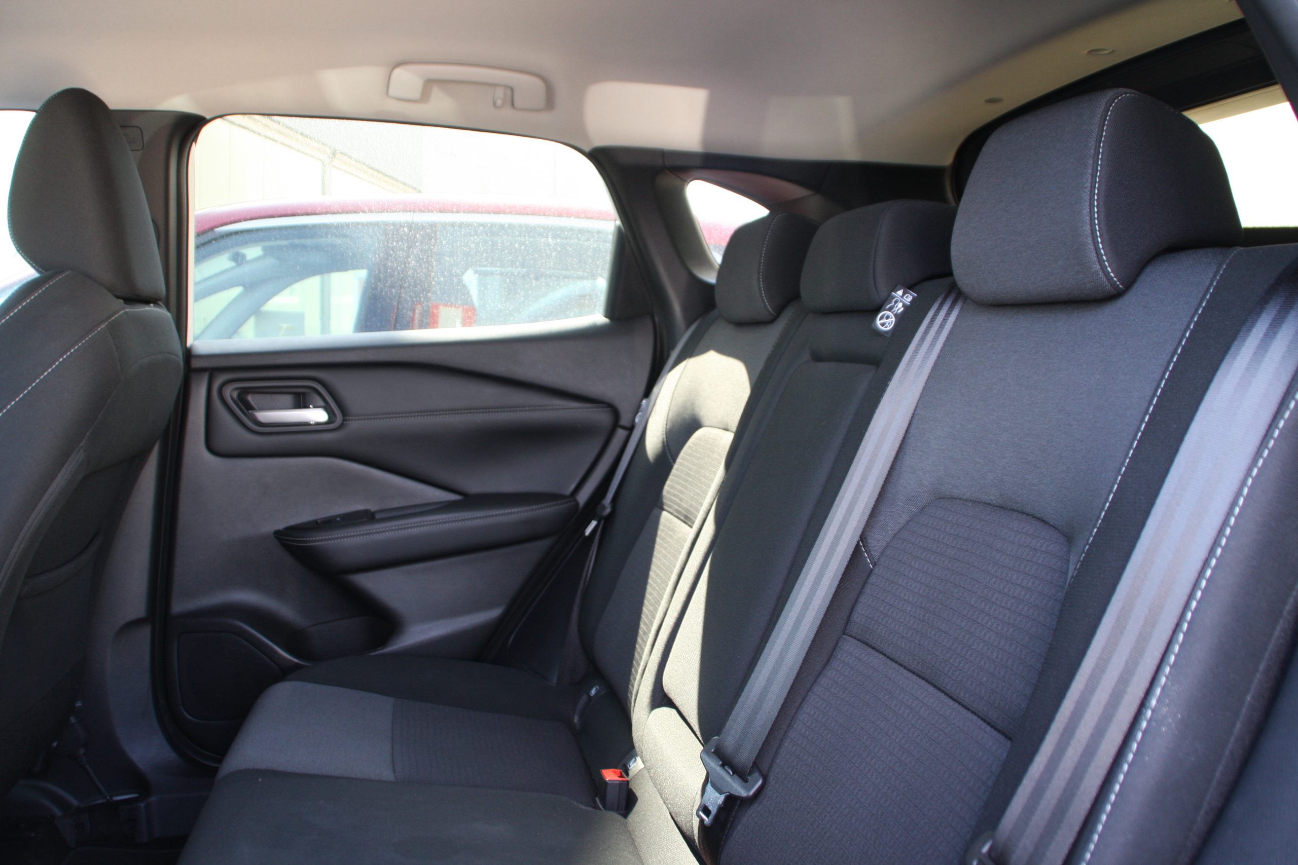 NISSAN Qashqai 1.3 DIG-T mHEV 12V N-Connecta 4×2 103kW