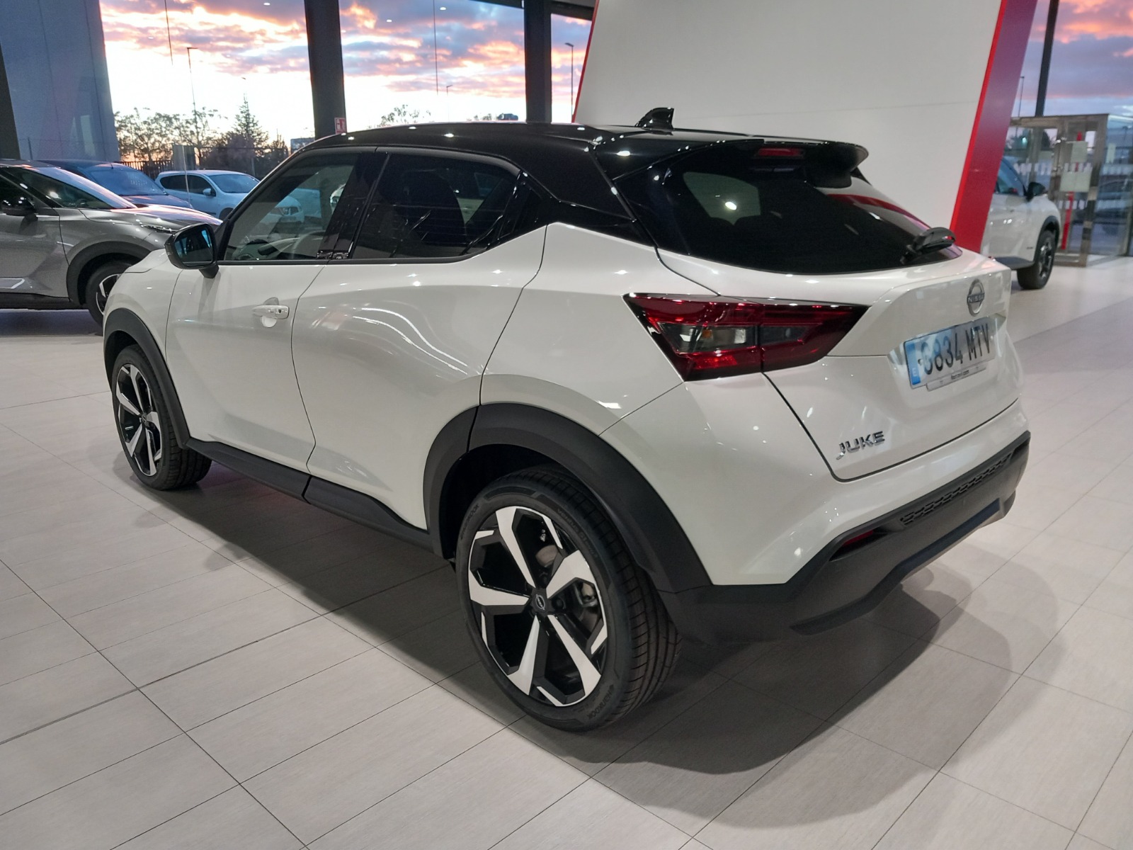 NISSAN Juke JUKE 1.0 DIG-T 84 KW (114 CV)