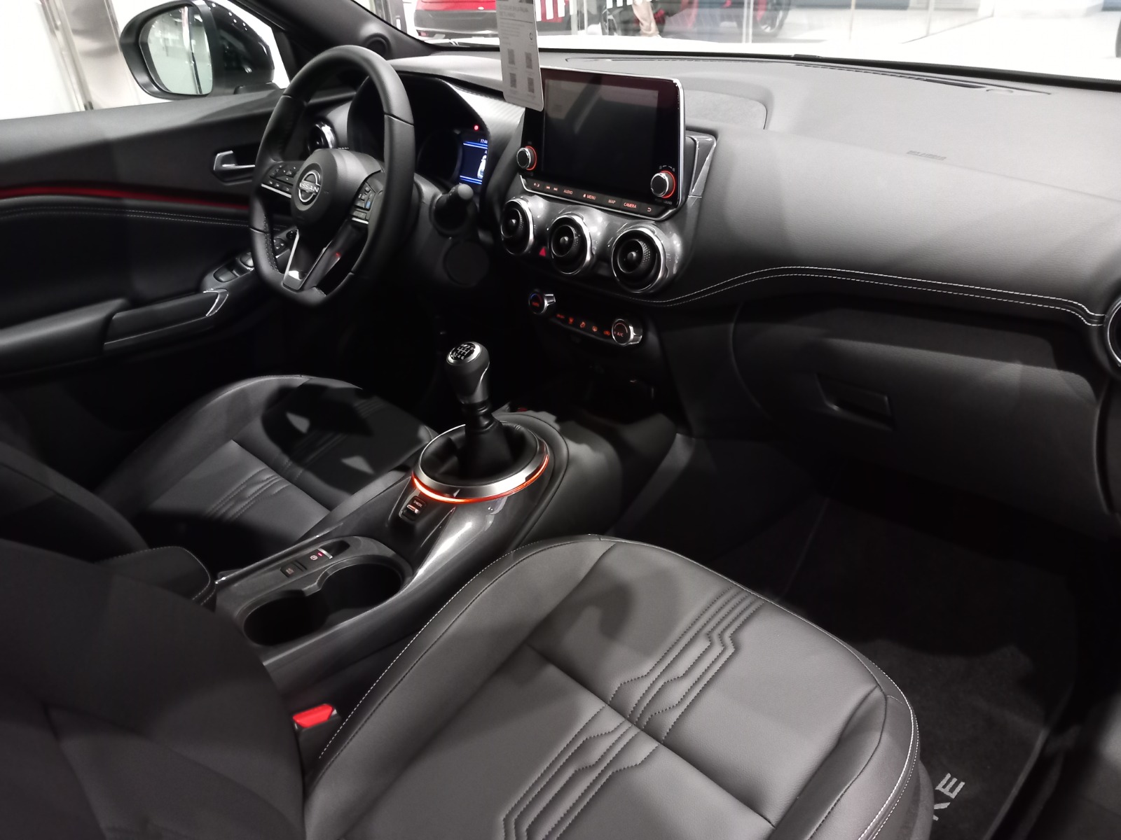 NISSAN Juke JUKE 1.0 DIG-T 84 KW (114 CV)
