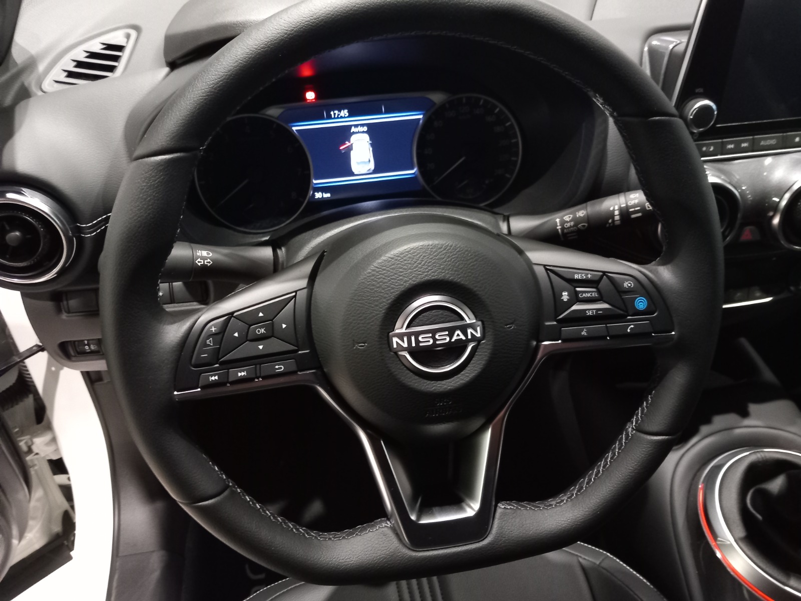 NISSAN Juke JUKE 1.0 DIG-T 84 KW (114 CV)