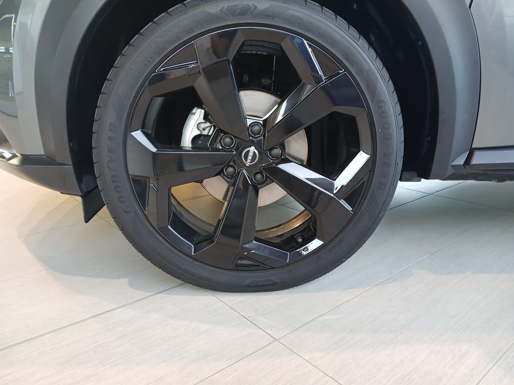 NISSAN Juke 1.6 Hybrid Premiere Editon Auto