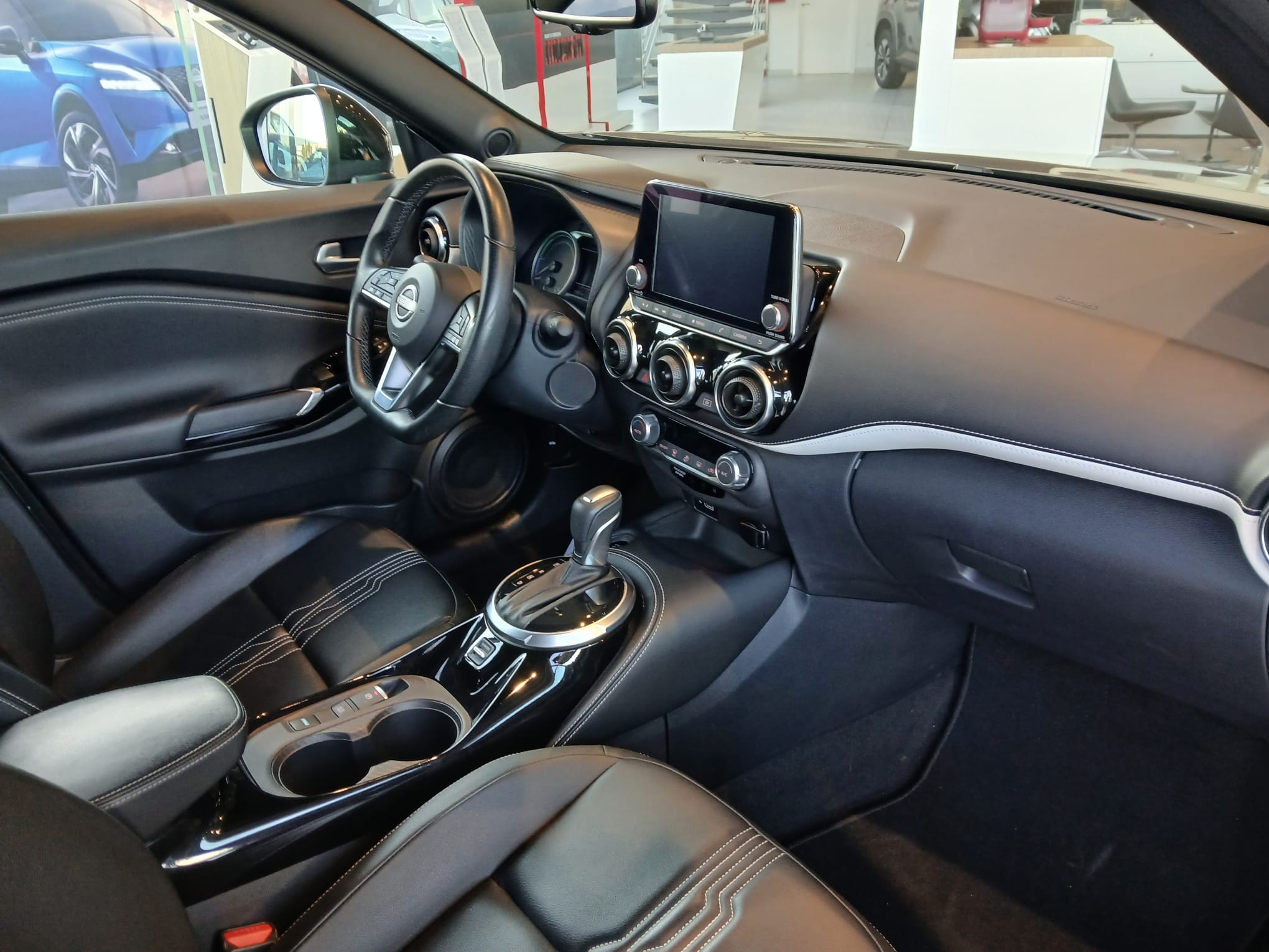 NISSAN Juke 1.6 Hybrid Premiere Editon Auto