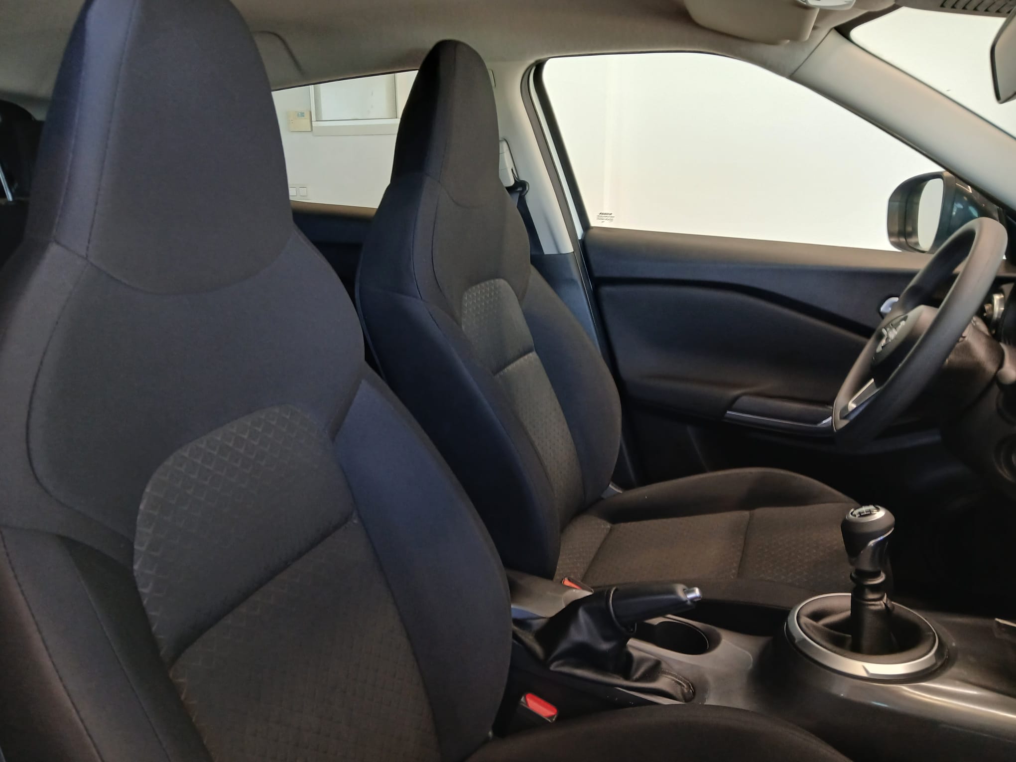 NISSAN Juke 1.0 DIG-T Acenta 4×2 114