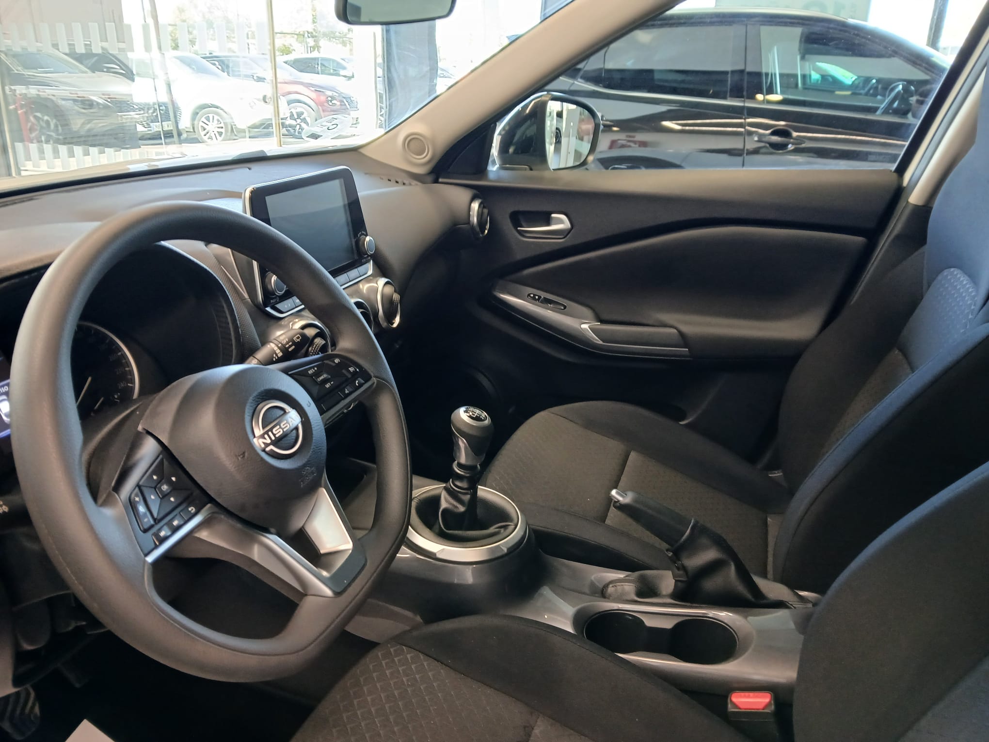 NISSAN Juke 1.0 DIG-T Acenta 4×2 114