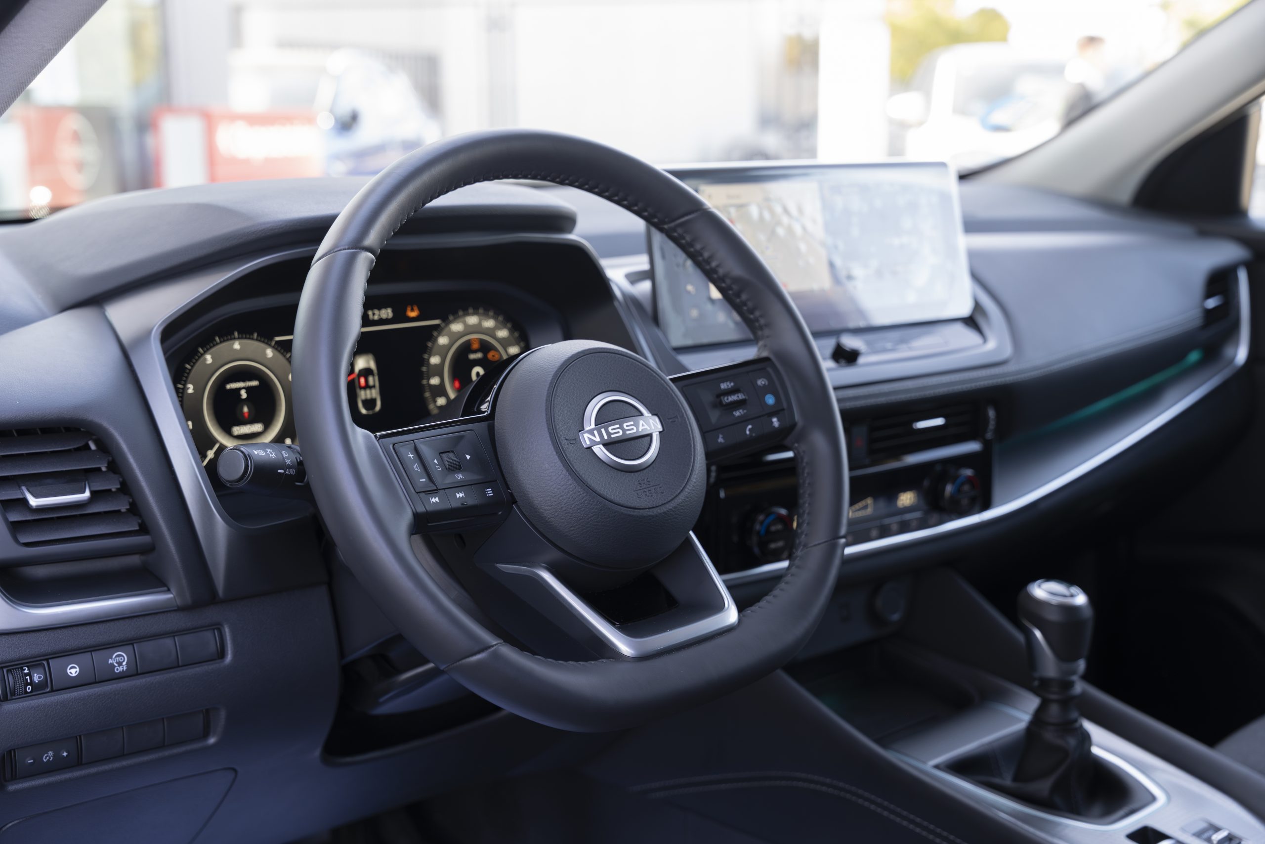 NISSAN Qashqai 1.3 DIG-T mHEV 12V N-Connecta 4×2 103kW