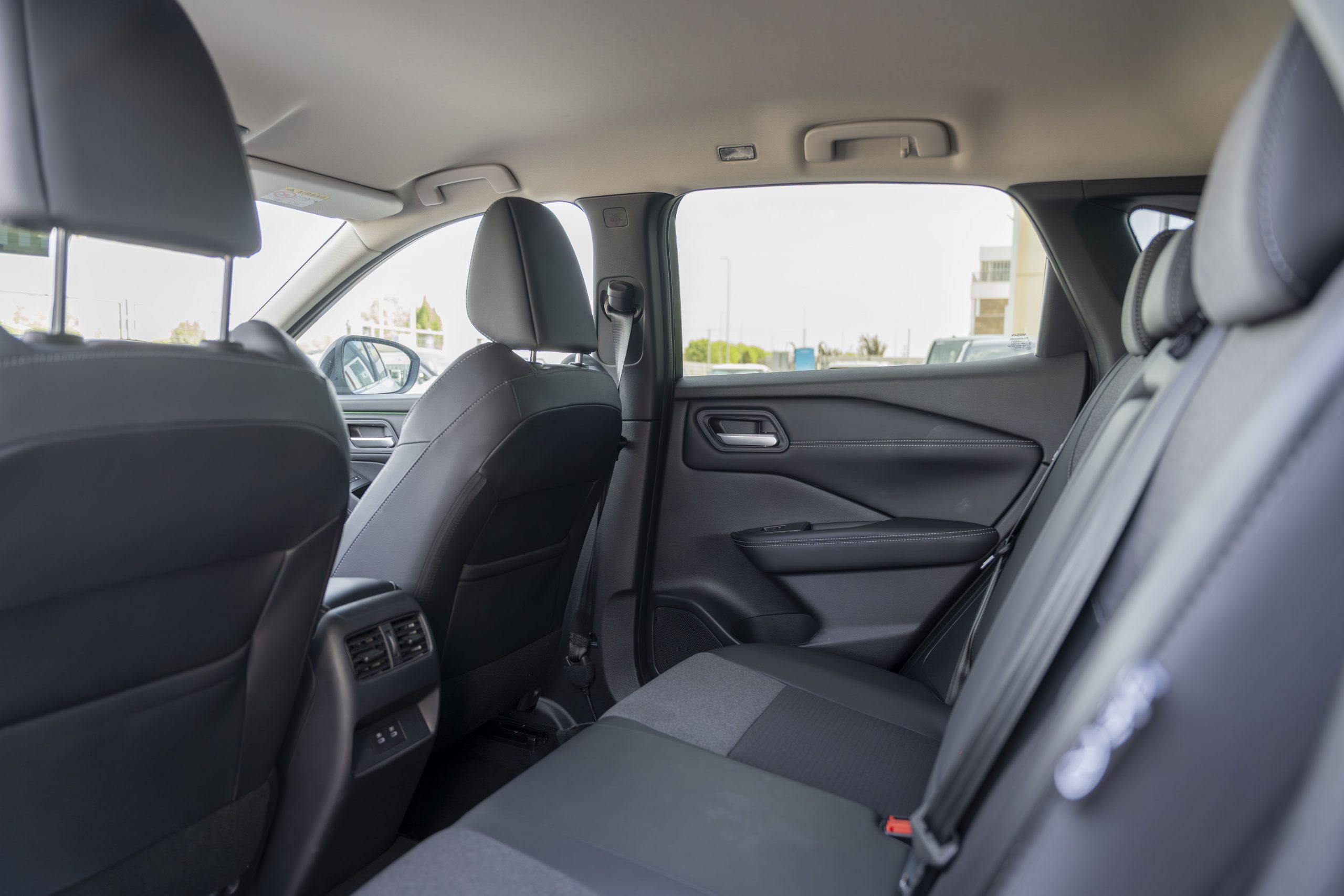 NISSAN Qashqai Qashqai 1.3 DIG-T mHEV 12V N-Connecta 4×2 Aut.