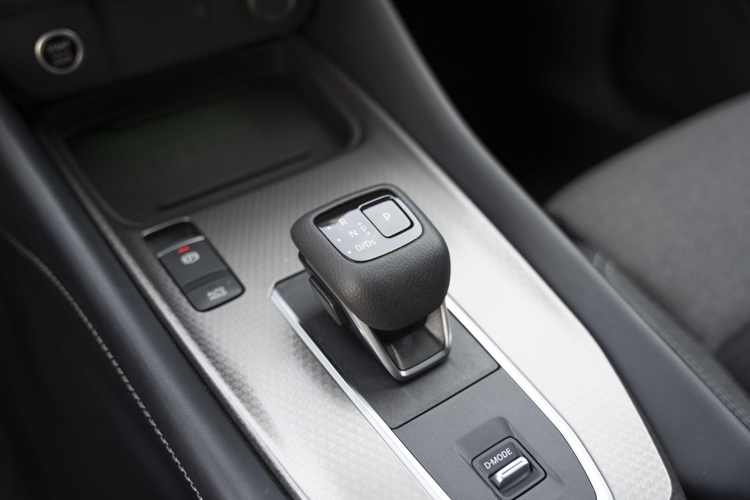 NISSAN Qashqai Qashqai 1.3 DIG-T mHEV 12V N-Connecta 4×2 Aut.