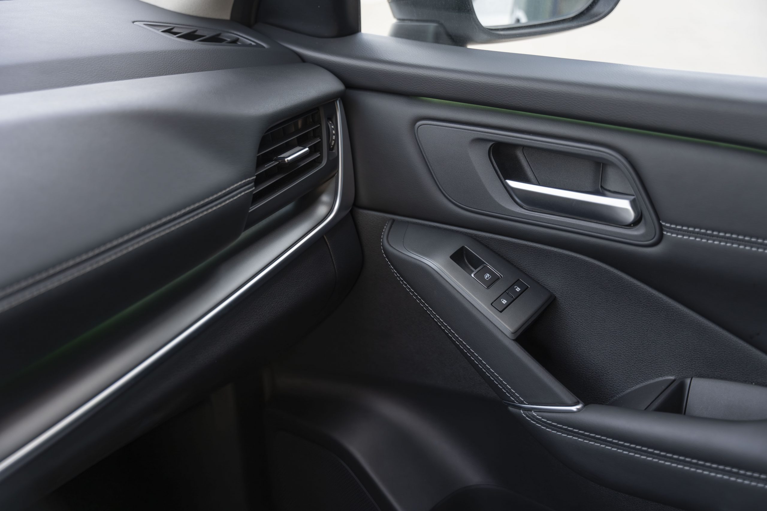 NISSAN Qashqai Qashqai 1.3 DIG-T mHEV 12V N-Connecta 4×2 Aut.