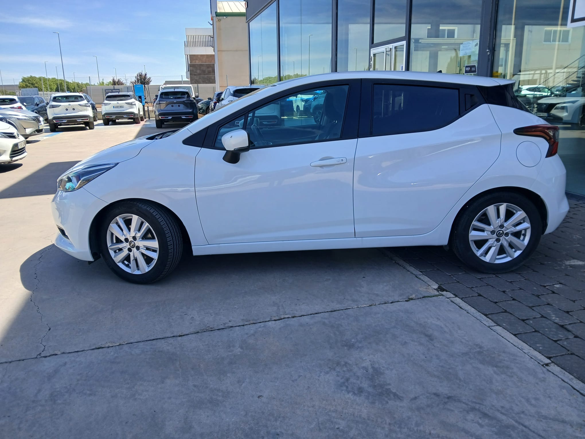 NISSAN Micra IG-T N-Connecta