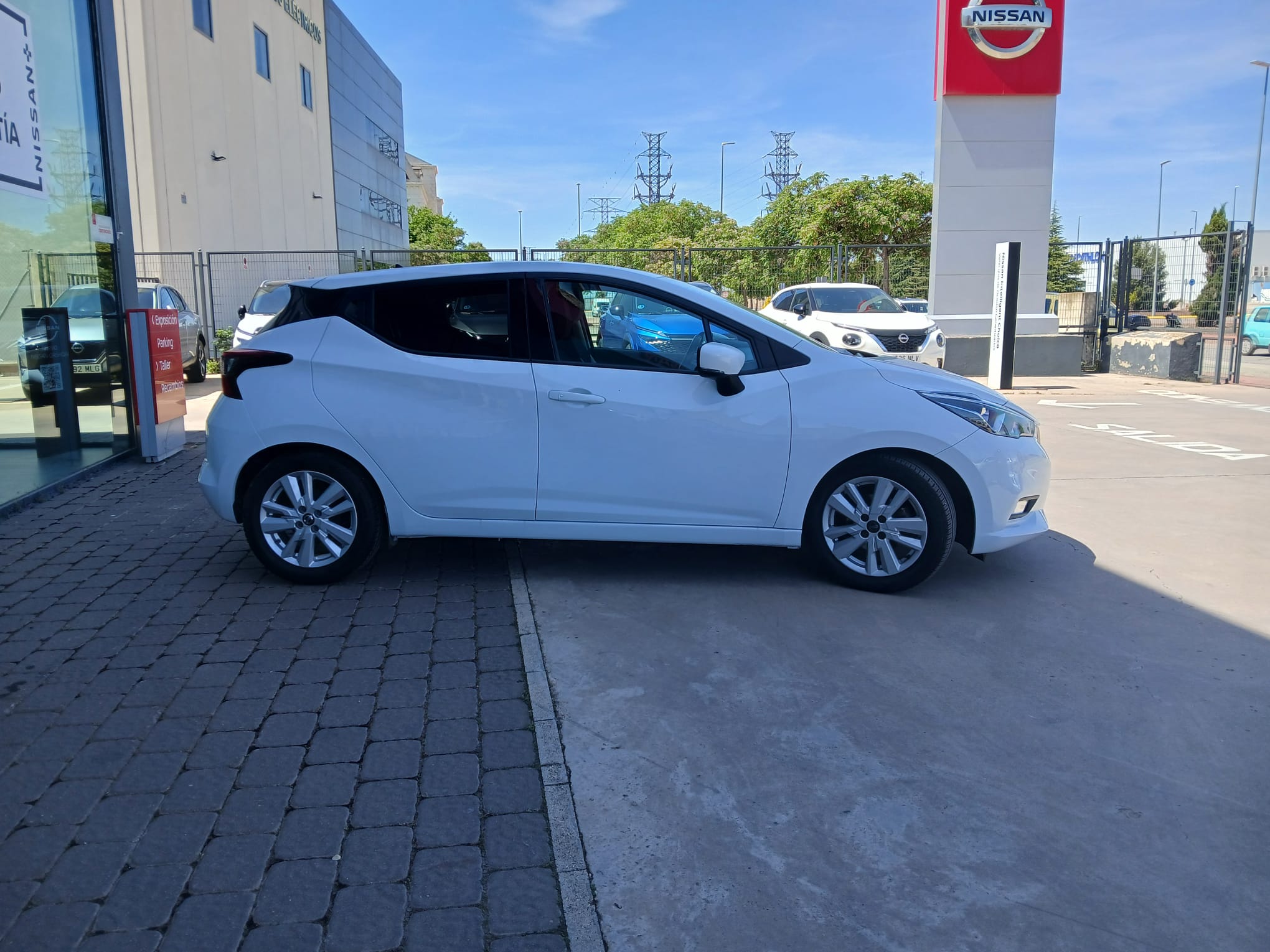 NISSAN Micra IG-T N-Connecta