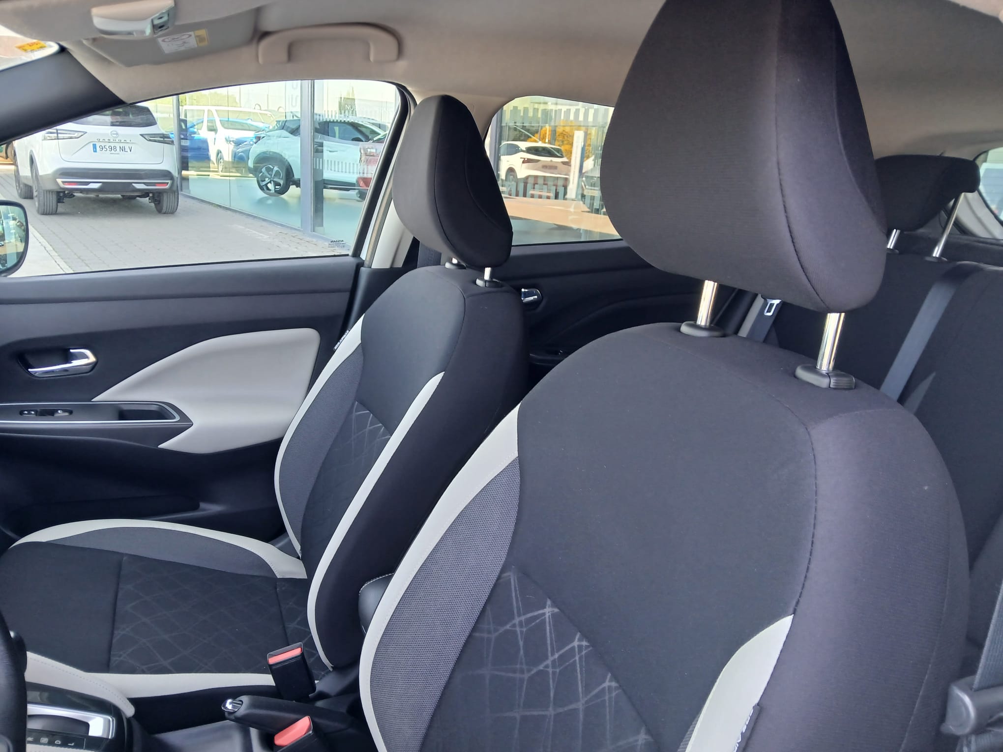 NISSAN Micra IG-T N-Connecta