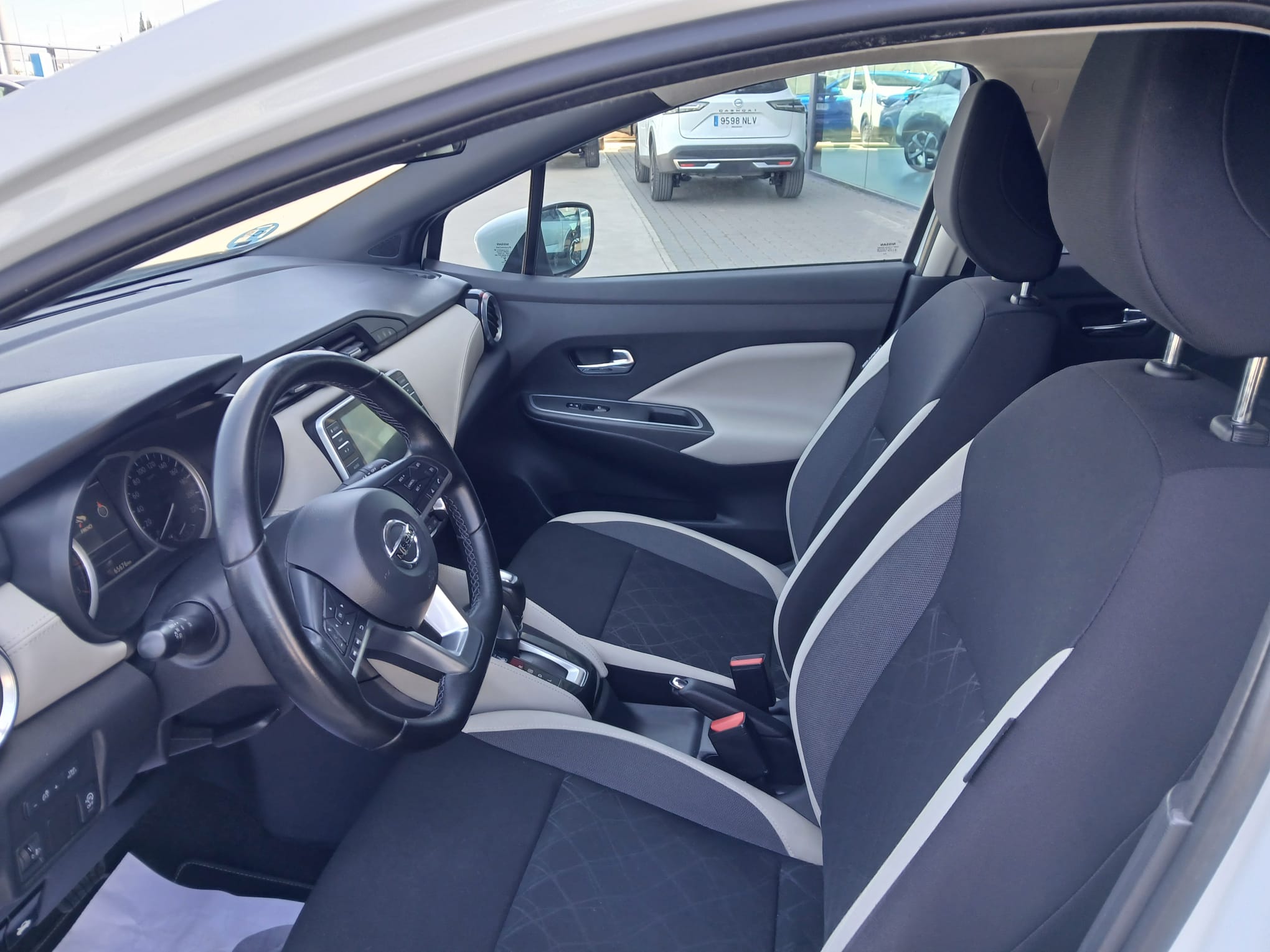 NISSAN Micra IG-T N-Connecta