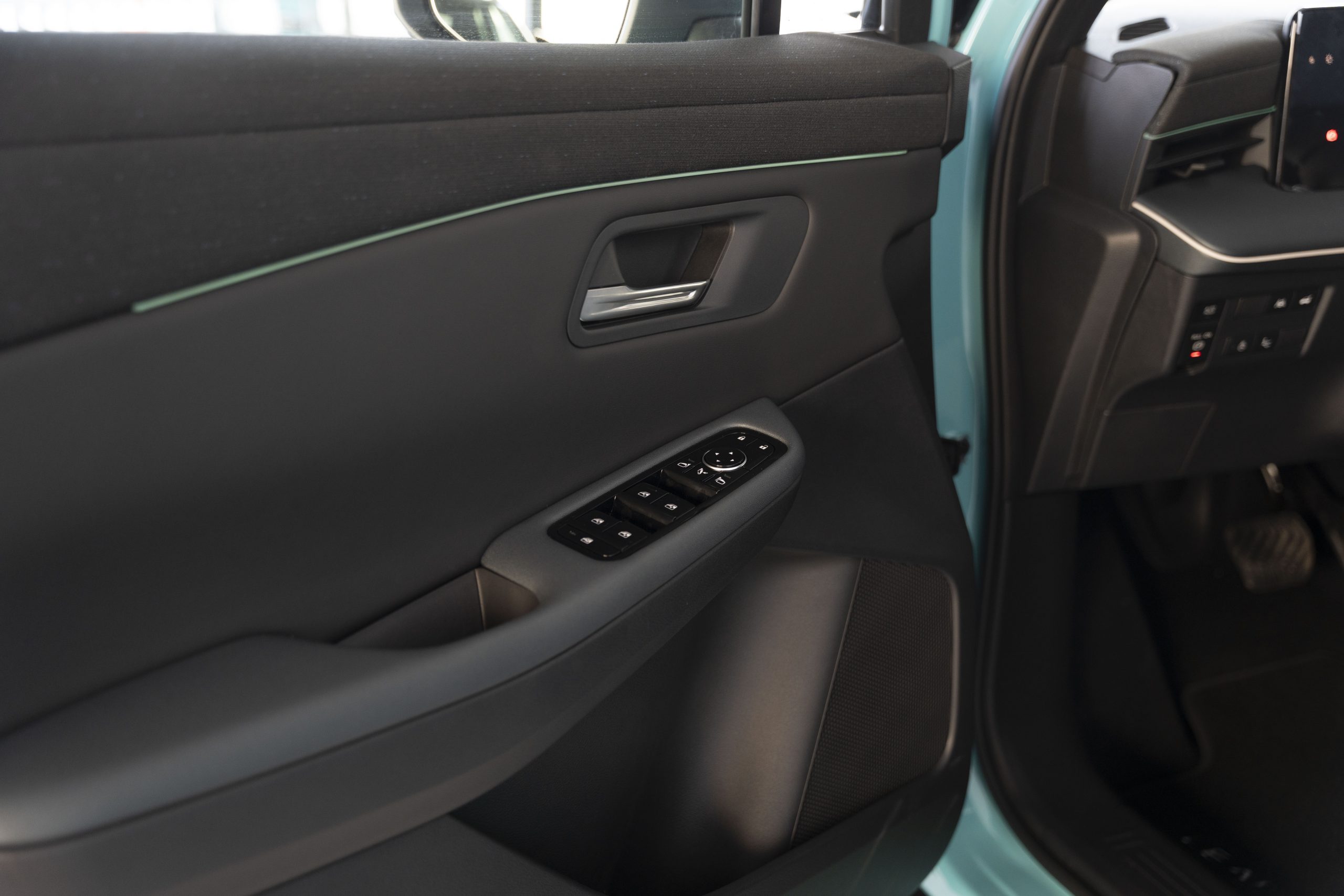 NISSAN Leaf 52 kWh Advance 130kW 4×2