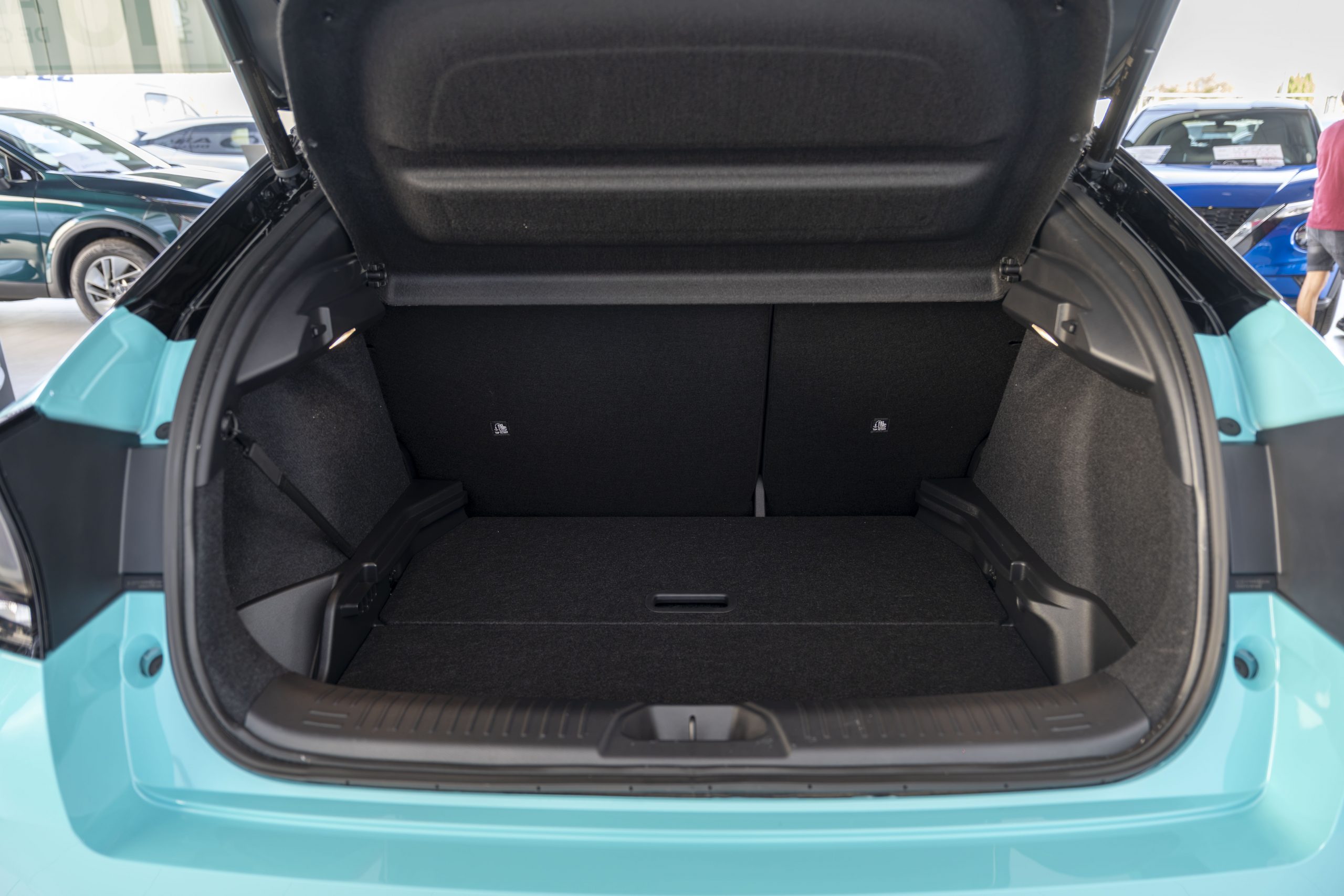 NISSAN Leaf 52 kWh Advance 130kW 4×2